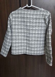 Chic Tweed Cropped Jacket