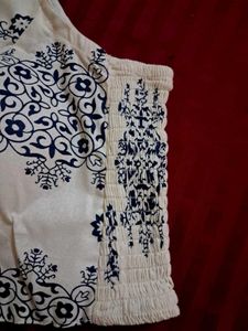 White &amp; Blue Printed Blouse