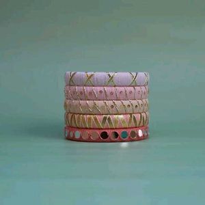 Set of 5 Stylish Bangles🩵
