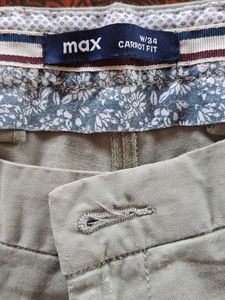 Max men's Carrot Fit Trousers