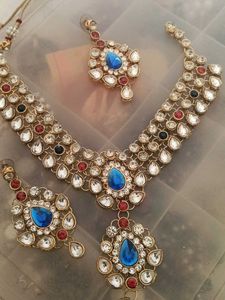 Stunning Kundan & Blue Stone Jewellery Set