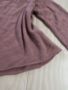 Cozy V-Neck Long Sleeve sweater