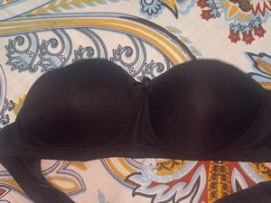 Black Strapless Bra