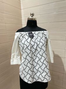 Chic Off-Shoulder Embroidered