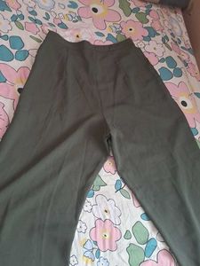Stylish Olive Green Wide-Leg Trousers