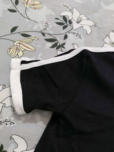 black &amp; White Striped classic crop top
