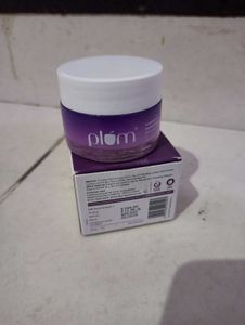 Plum CeraSense Moisturizing Cream Review | Best Mo