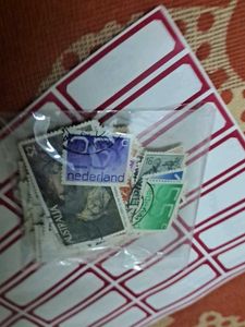 200 Vintage worldwide Stamps