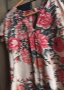 Beautiful Floral Print Kurta