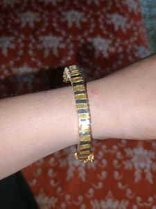 Stylish Bangle Bracelet