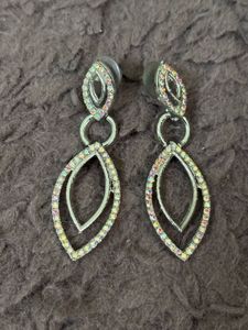 Beautiful Earrings Set