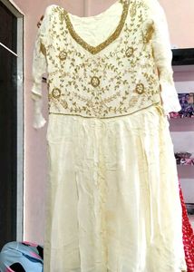 Elegant White Kurta Set with Dupatta