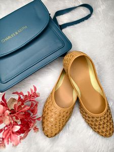Brand New Embellished Jutti