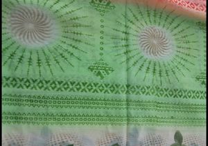 Flower Design Saree With Blouse