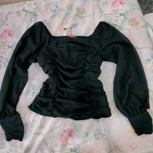 Chic Ruched Long Sleeve Top