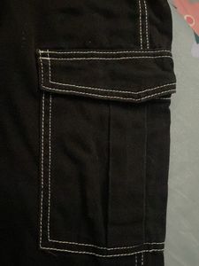 SALE 🔥H&amp;M Black Cargo Pants