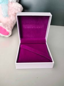 CaratLane Jewelry Box