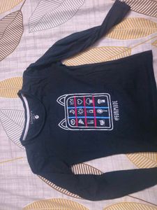 Pantaloons Cute black full sleeve tshirt 7-9