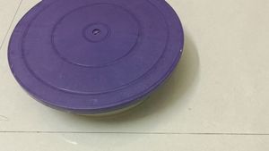 Cake Turning Table