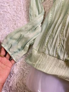 deep neck Green Textured Long Sleeve Top