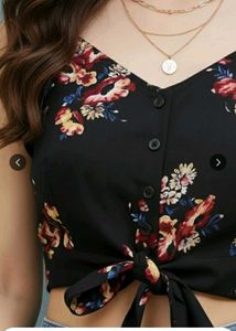 Floral Print Tie-Front Crop Top