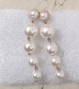 Pack of 2 Elegant yet stylish earrings