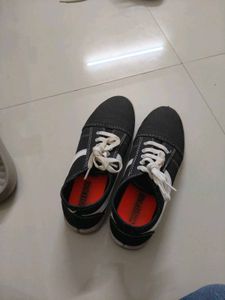Casual Black Sneakers
