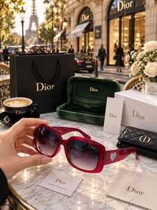 Dior Sunglasses - Chic Parisienne Style