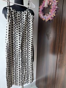 Printed Sleeveless kurti