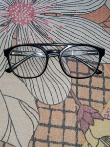 Black Long Vision Spectacles With Blue-Cut Lens
