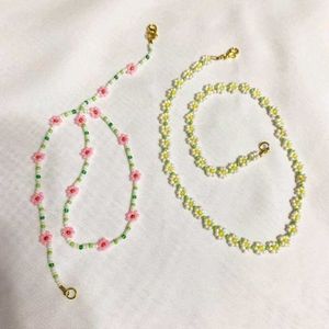 Daisy Beaded Necklace & Bracelet