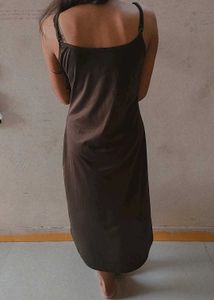 Price Drop ✨✨Olive Green Sleeveless Midi Dress
