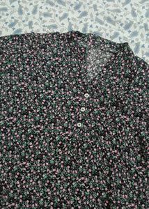 Chic Floral Print short kurta/top