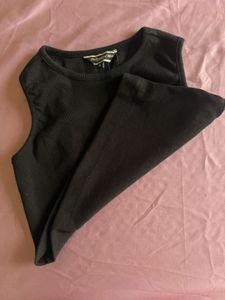 Ribbed Black Cropped Tank Top