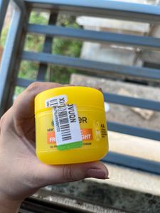 Garnier Light Complete Cream