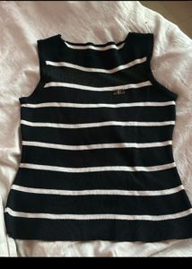Cute Top 🖤