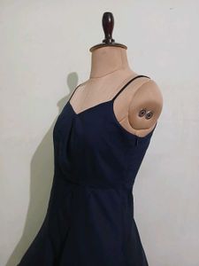 Vero Moda Elegant Navy Blue Midi Dress
