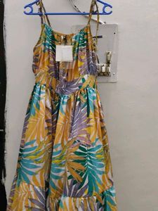 a very beautiful middi dress..