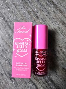 Too Faced Kissing Jelly Gloss