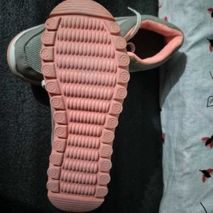 Asian Women's Running Shoes