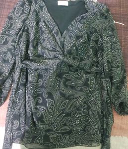Elegant Black Paisley Print Wrap Top