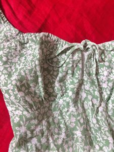 Cute Floral Puff Sleeve Top