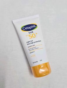 Cetaphil Sun SPF 50 Light Gel