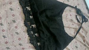 Chic Black Lace Crop Top