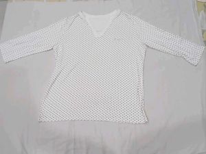 White Polka Dot 3/4 Sleeve Top