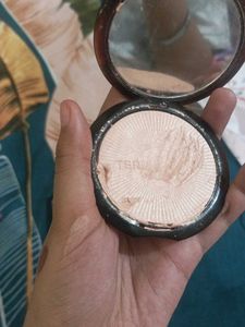 Guerlain highlighter
