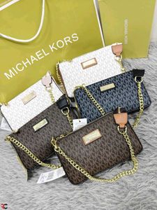 MICHAEL KORS* *JET SET MEDIUM CHAIN POUCHETTE*