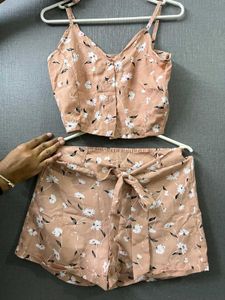 Floral Crop Top &amp; Shorts Set
