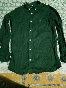 Men's Green Button-Up Shirt