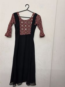 Stylish Black & Maroon Kurta with Mirror Work